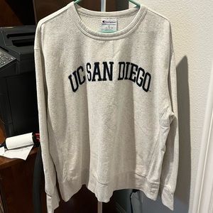 Vintage Style College Crewneck